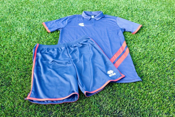 Alphense Boys trainers kleding overige teams shirt+broekje